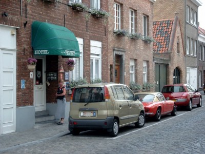 Brugge 2003.jpg and 